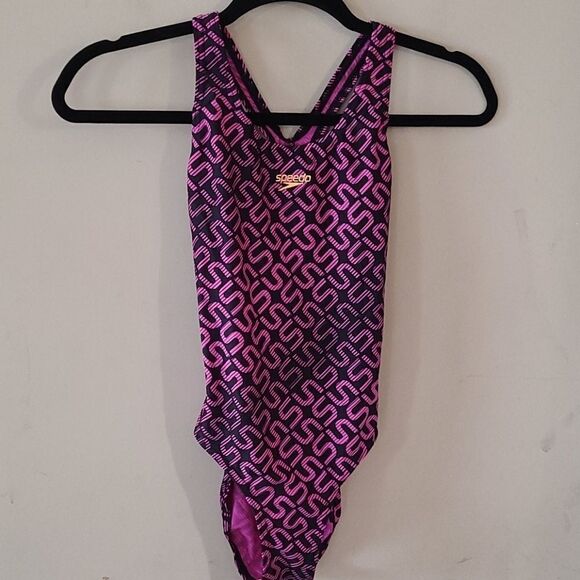 Kids speedo bathing suit - Picture 1 of 3